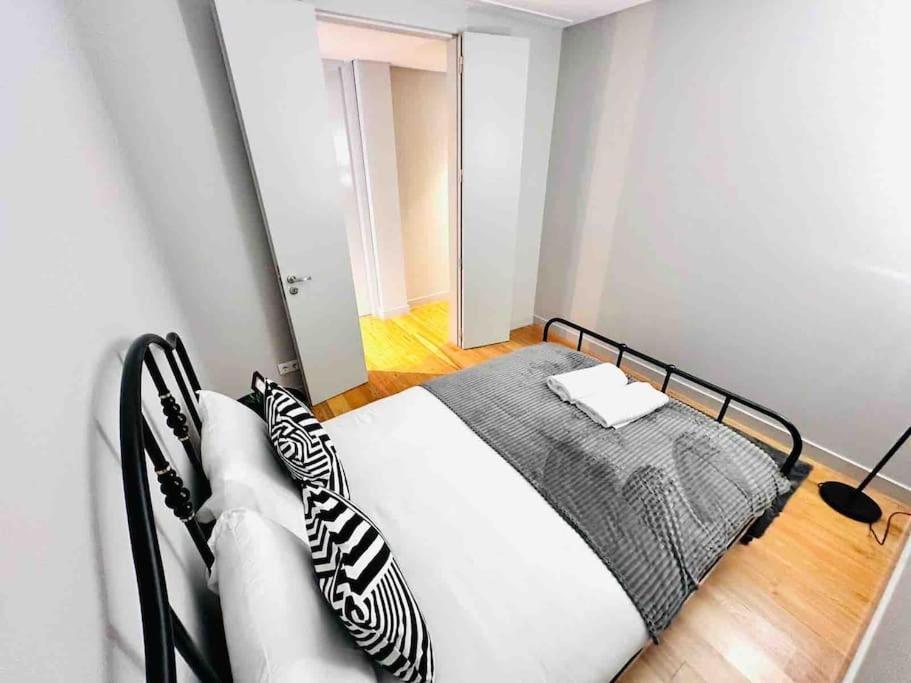 Lisbon Marques De Pombal Top Flat Great Locations City Center B Kültér fotó