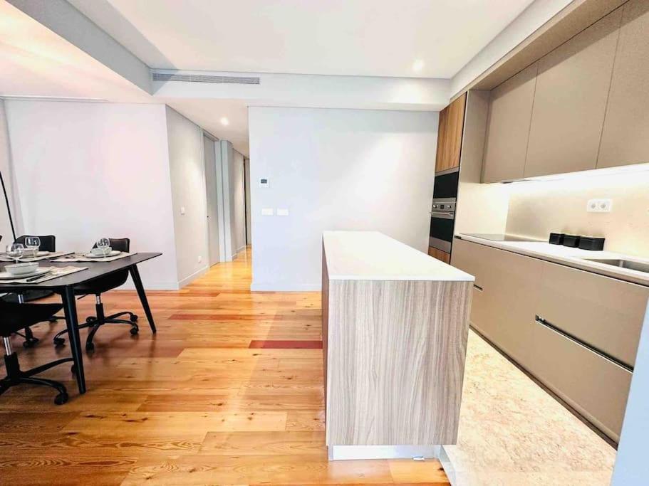Lisbon Marques De Pombal Top Flat Great Locations City Center B Kültér fotó